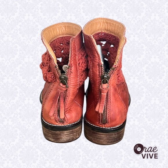 Anthropologie Latigo Clay Crochet Accent Ankle Booties [W/8.5] - Picture 4 of 7